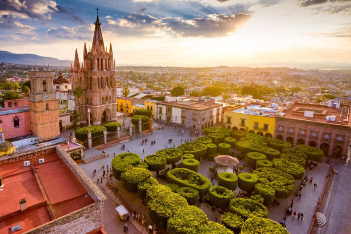 Faith and Passion in Guanajuato: Spiritual Heart of the Bajio