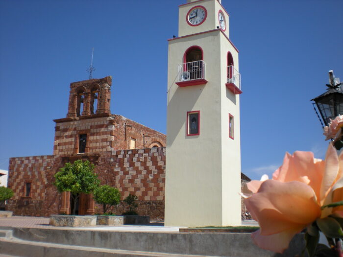 Gastronomy and Pulque in Tlachichila: A Rural Hacienda Experience