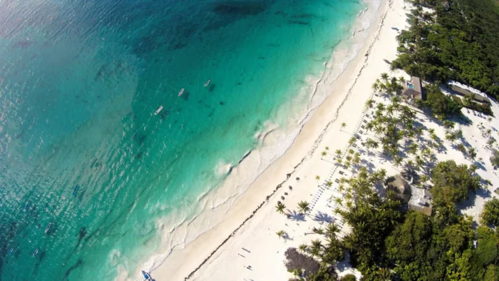 Tulum entre goles y cenotes