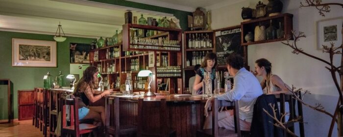 Oaxaca después del anochecer: speakeasy y bares emblemáticos